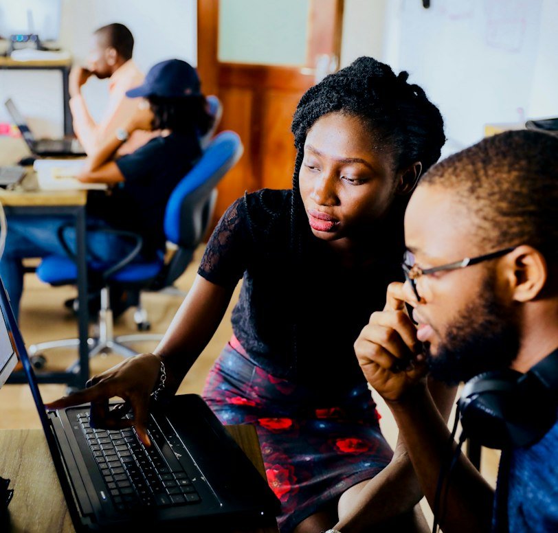 IT professionals discussing a project